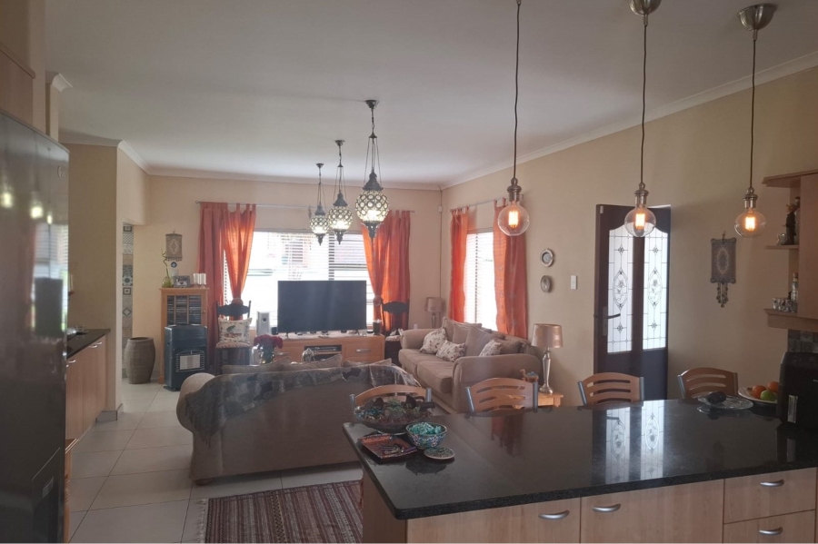 3 Bedroom Property for Sale in Rooi Rivier Rif Western Cape